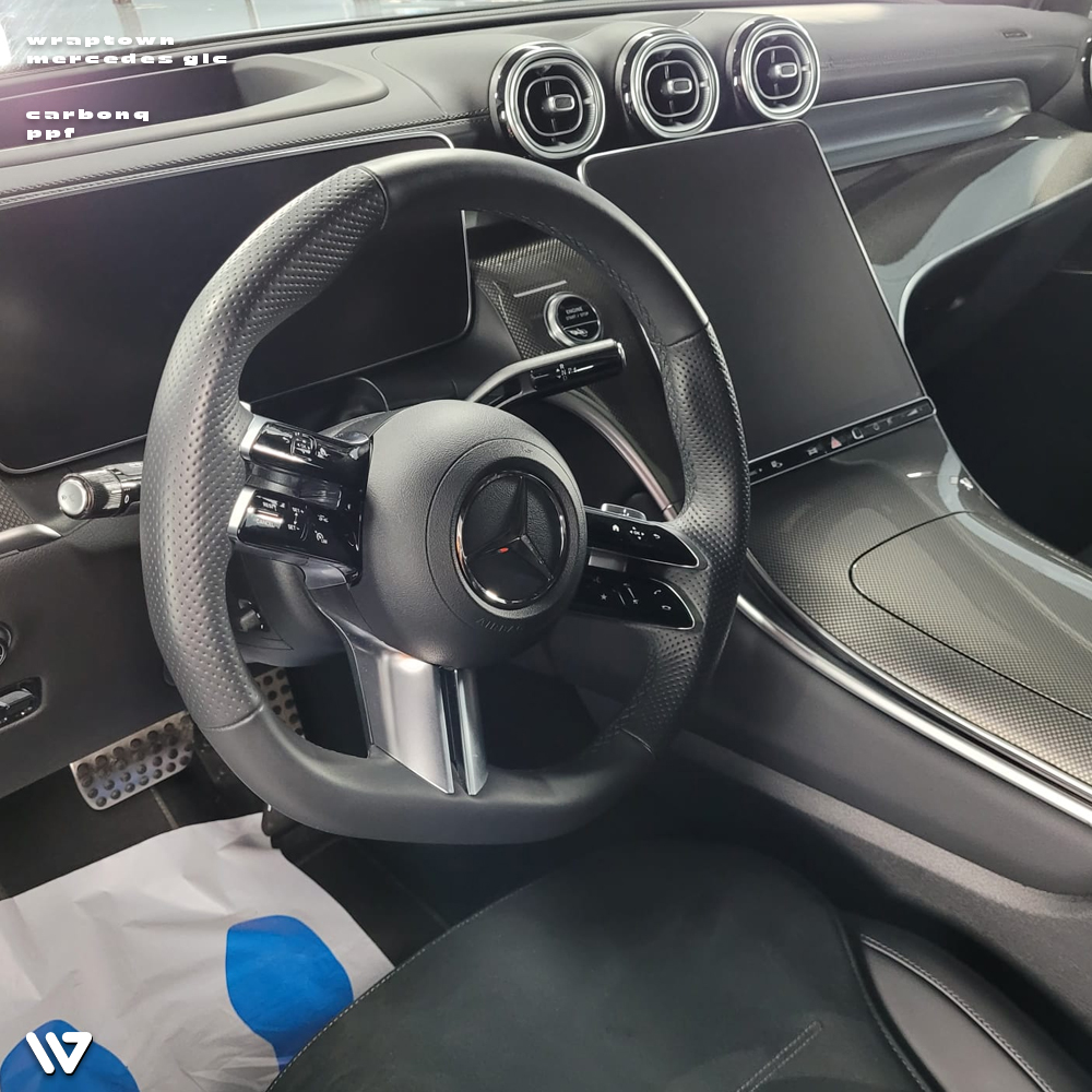 Ochrona lakieru Mercedes GLC 220d folią PPF Carbonq - WrapTown - Profesjonalne oklejanie aut Poznań Kościan Leszno